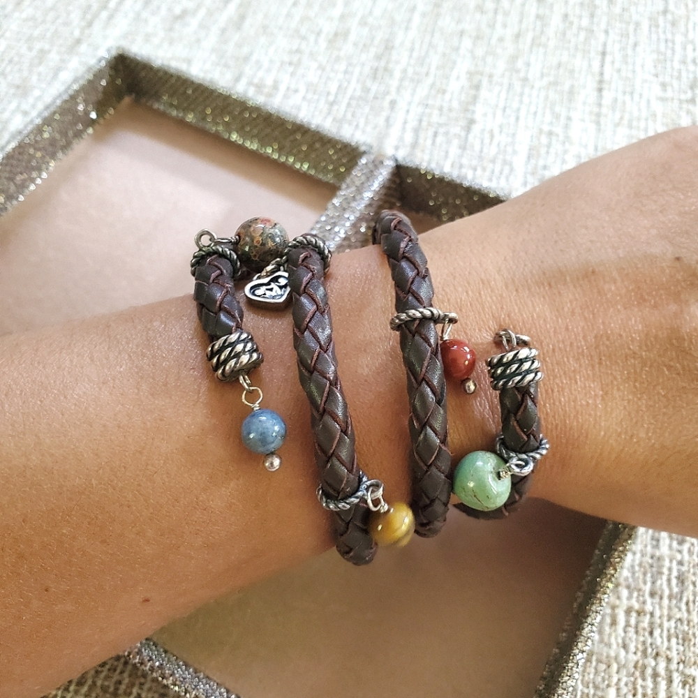 🎁American West Leather Wrap Charm Bracelet